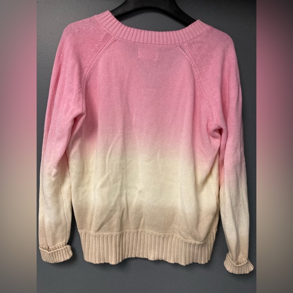 💛TODAY**$15***Lou & Grey variegated pink/ beige tones/ombré design v-neck swtr. - Picture 5 of 5